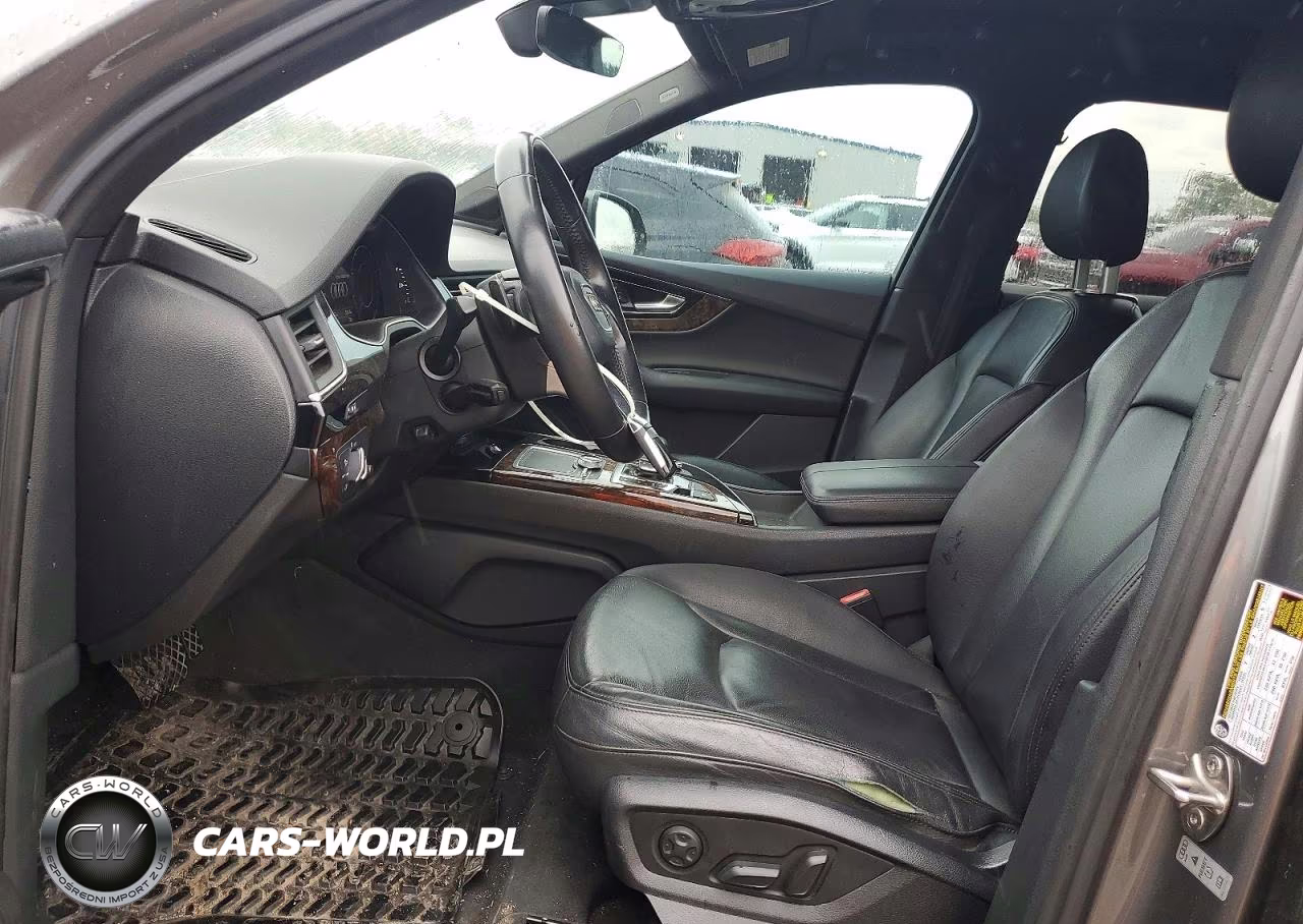 2017 Audi Q7 Premium Plus VIN:WA1LAAF79HD023280 - 7