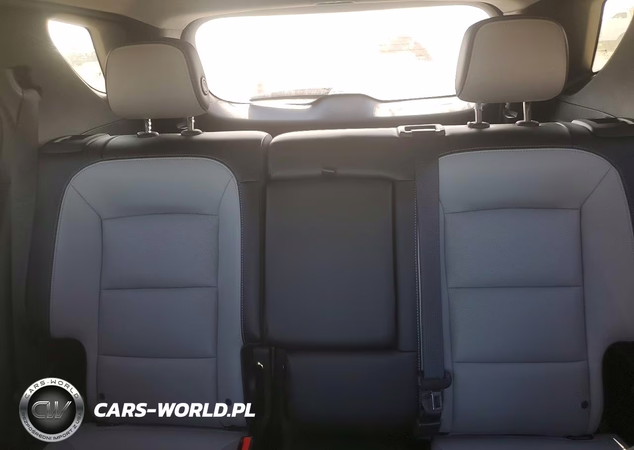 2019 Chevrolet Equinox Premier VIN:2GNAXXEV1K6150536 - 10
