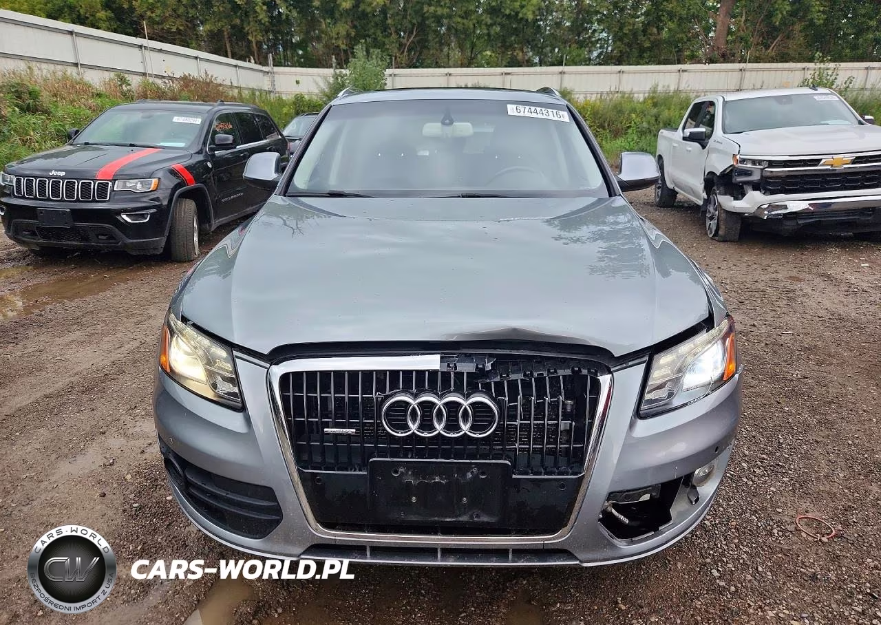 2010 Audi Q5 Premium Plus VIN:WA1LKAFP6AA071470 - 5