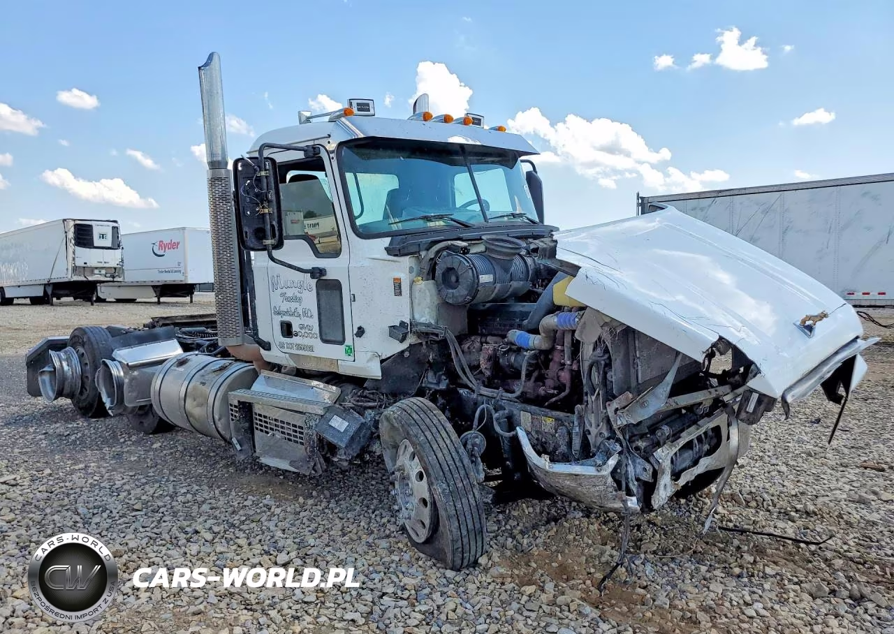 2019 Mack Pinnacle Semi Truck VIN:1M1PN4GY4KM002025 - 4