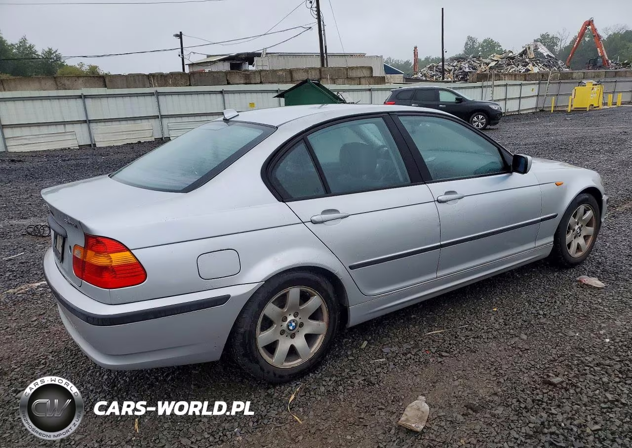 2004 BMW 325 VIN:WBAAZ33424KP86224 - 3