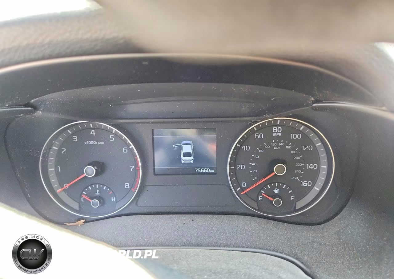 2020 Kia Forte Lxs VIN:3KPF24AD7LE233267 - 9