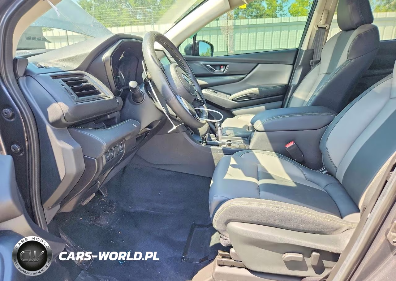 2025 Subaru Ascent Onyx Edition VIN:4S4WMAFDXS3412888 - 7