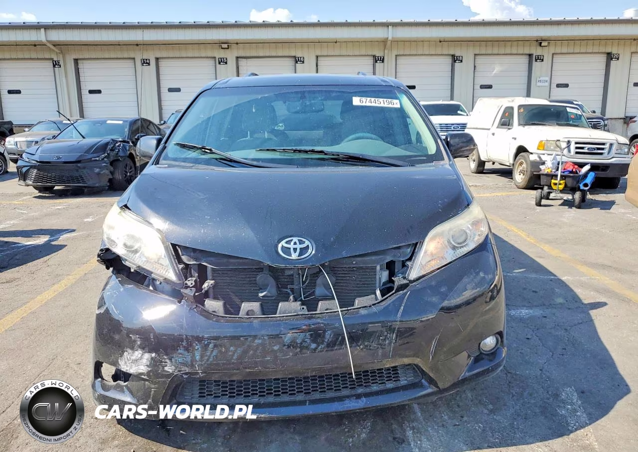 2014 Toyota Sienna Xle 8-Passenger VIN:5TDYK3DC3ES463726 - 5