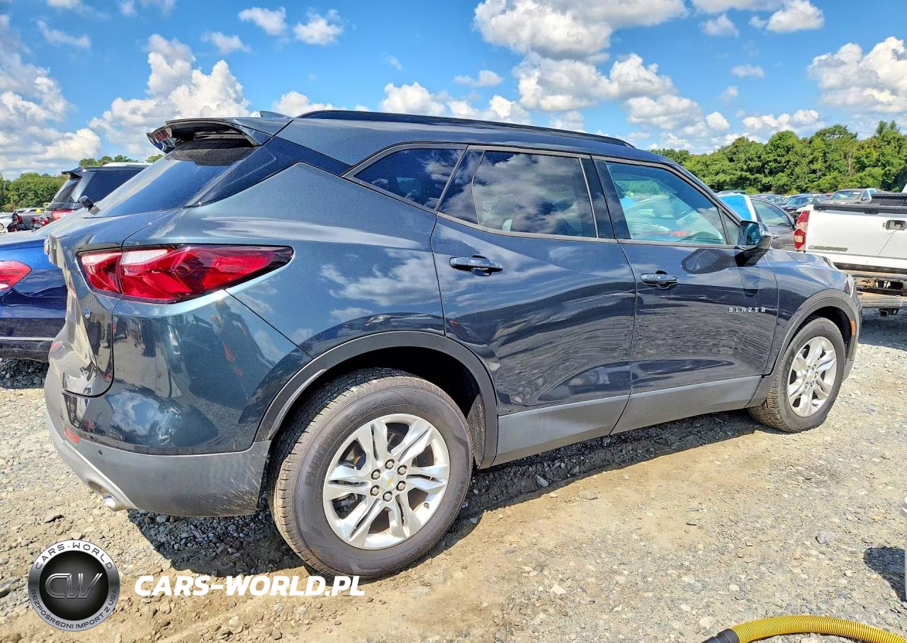 2019 Chevrolet Blazer 3Lt VIN:3GNKBDRS1KS689161 - 3