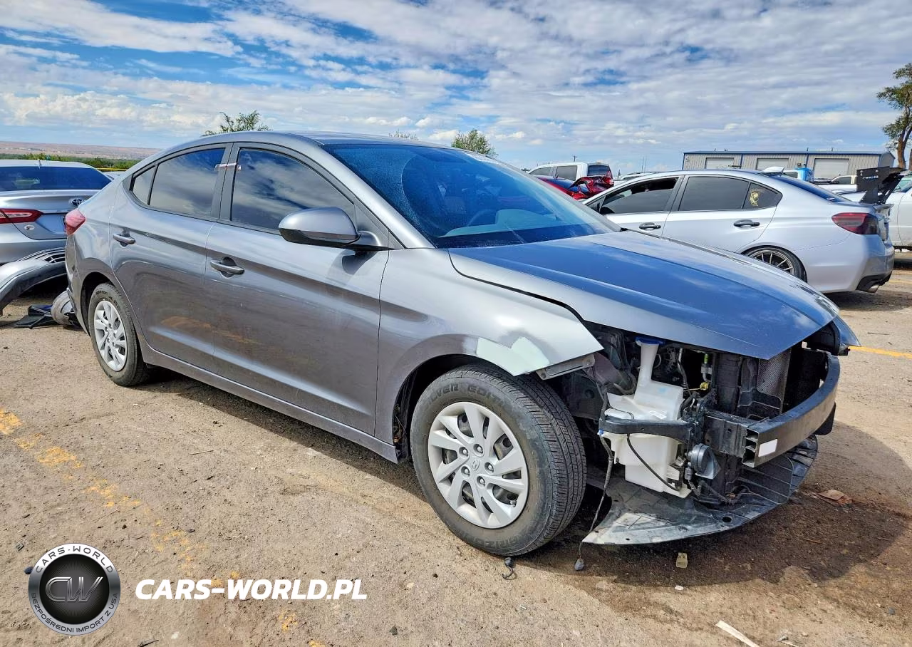 2019 Hyundai Elantra Se VIN:5NPD74LF1KH490054 - 4