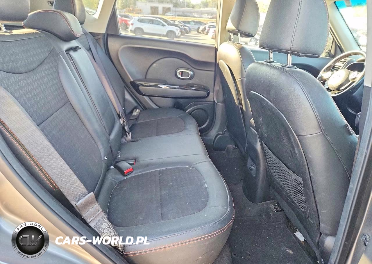 2018 Kia Soul VIN:KNDJX3AA6J7556864 - 10