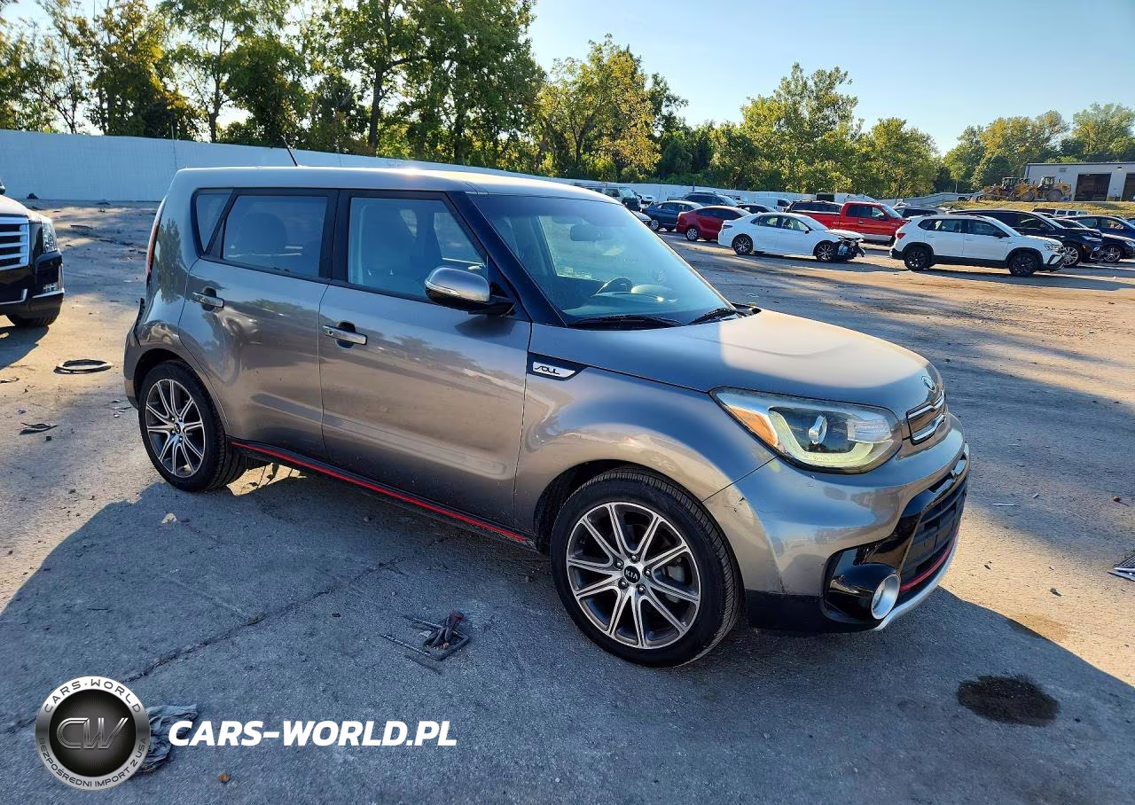 2018 Kia Soul VIN:KNDJX3AA6J7556864 - 4