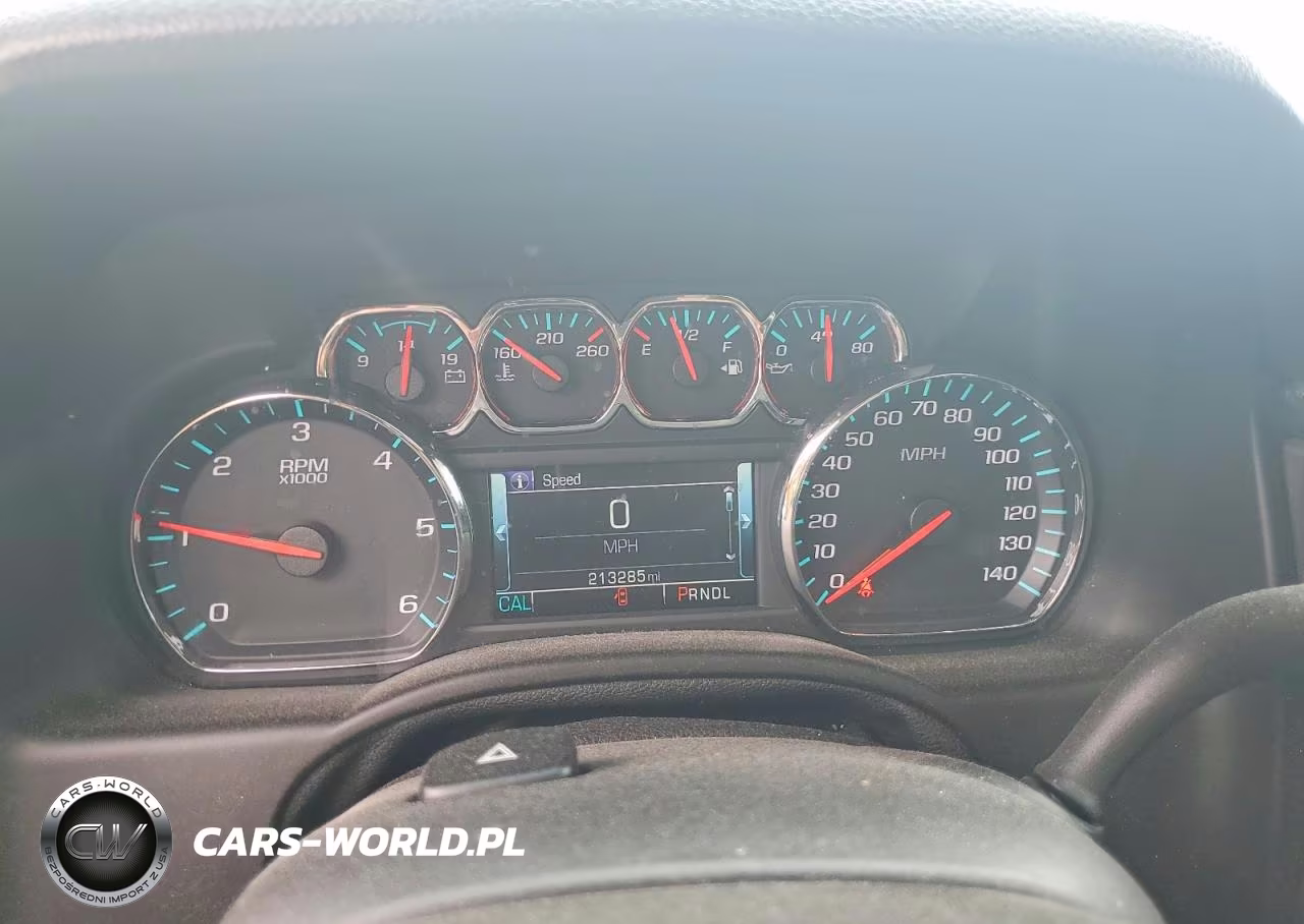 2017 Chevrolet Tahoe C1500 Lt VIN:1GNSCBKC2HR153691 - 9
