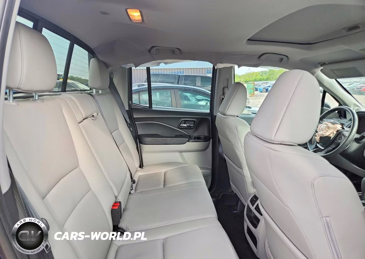 2018 Honda Ridgeline Rtl VIN:5FPYK3F70JB010699 - 10
