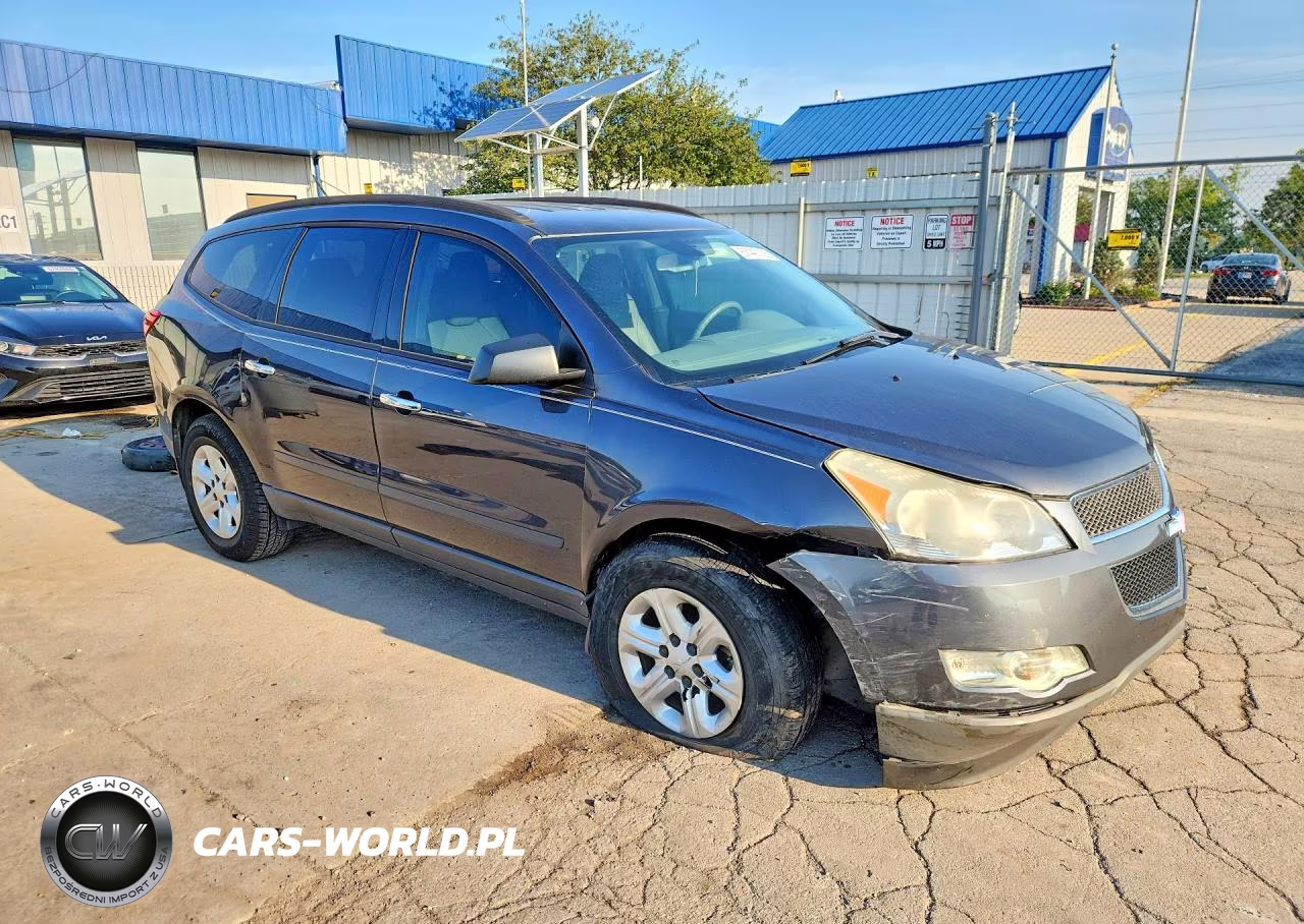 2012 Chevrolet Traverse Ls VIN:1GNKRFED5CJ407296 - 4