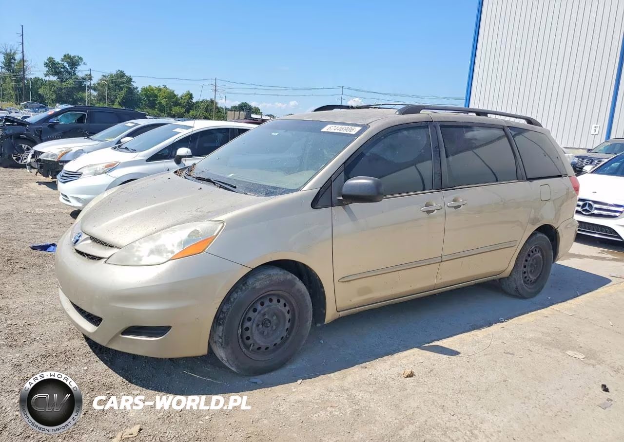 2009 Toyota Sienna Le 7-Passenger – zdjęcie 1 z 13