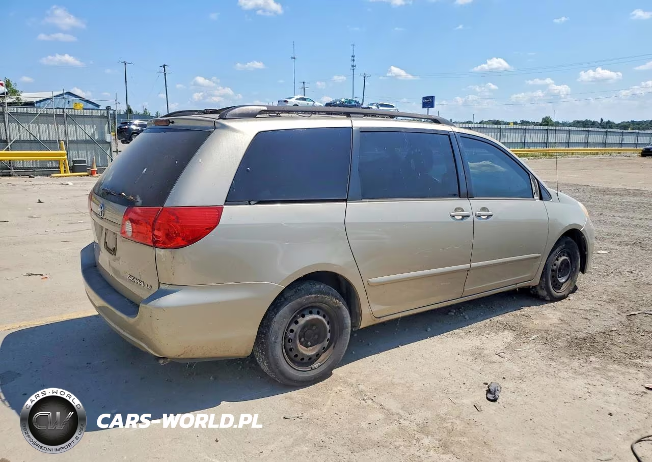 2009 Toyota Sienna Le 7-Passenger VIN:5TDZK23C79S245813 - 3