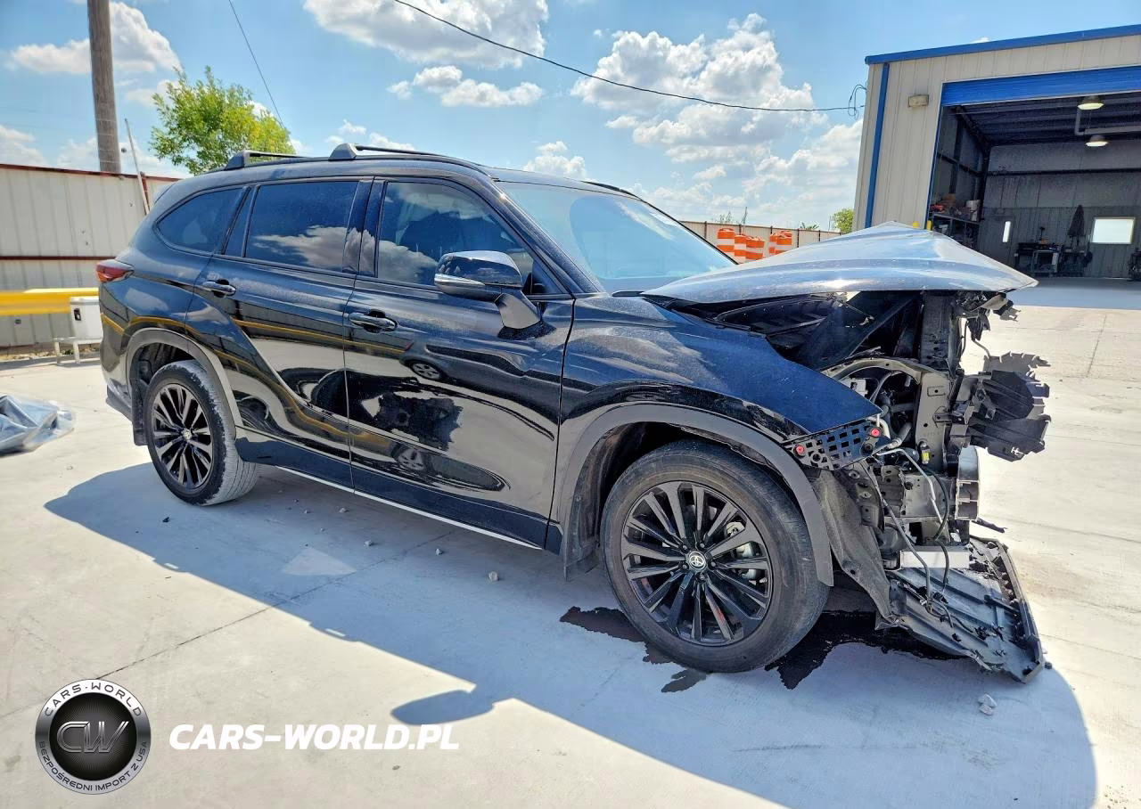 2025 Toyota Highlander Xse VIN:5TDKDRBH5SS582469 - 4