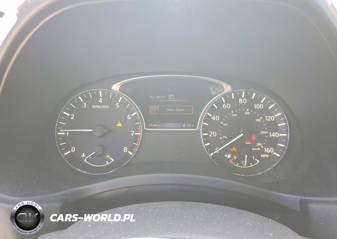 2018 Nissan Pathfinder S VIN:5N1DR2MM0JC620701 - 9