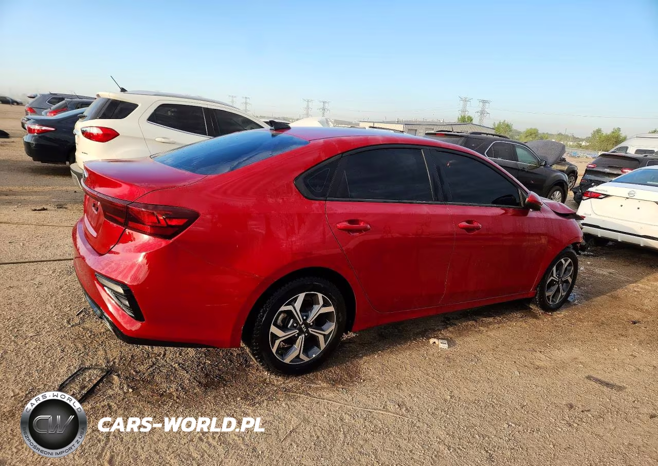 2021 Kia Forte Lxs VIN:3KPF24AD0ME289049 - 3