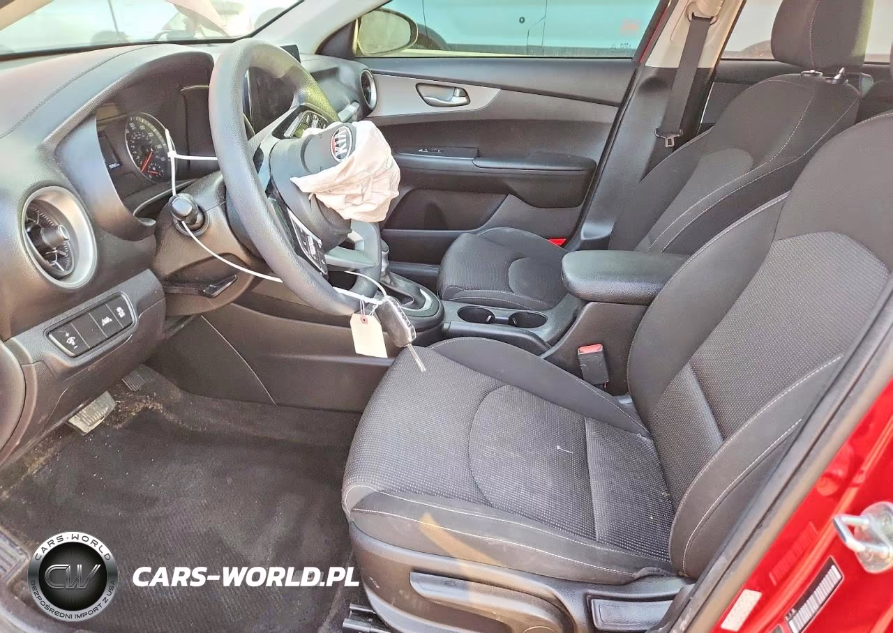 2021 Kia Forte Lxs VIN:3KPF24AD0ME289049 - 7