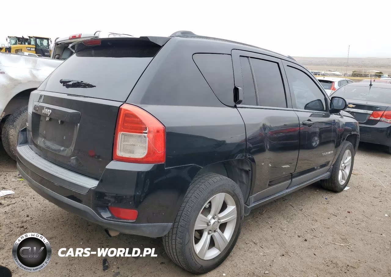 2012 Jeep Compass Sport VIN:1C4NJDBB0CD576208 - 3