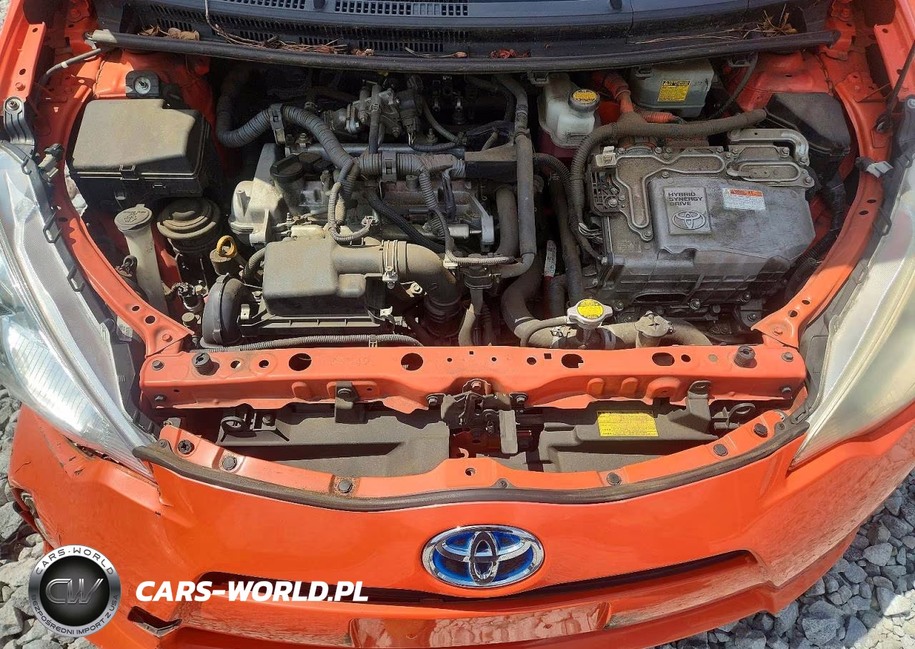 2014 Toyota Prius C One VIN:JTDKDTB34E1071564 - 11
