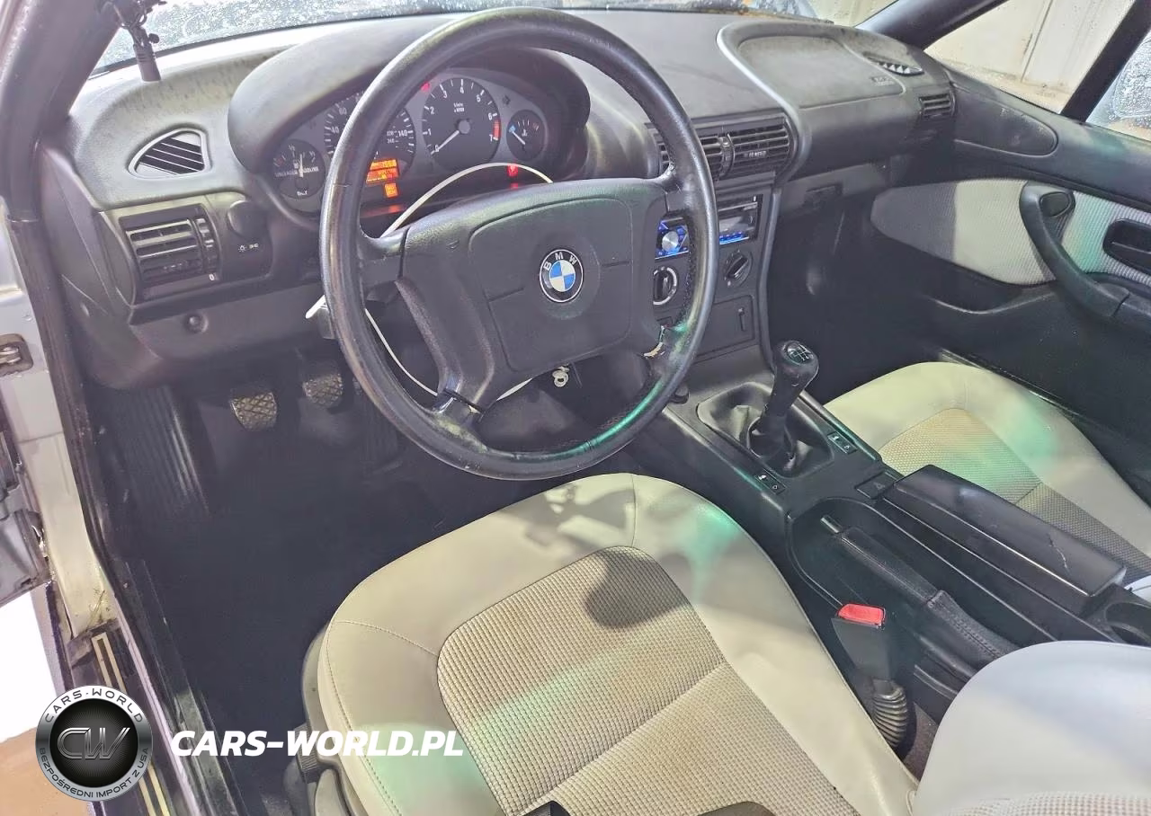 1996 BMW Z3 1.9 VIN:4USCH7325TLB74593 - 8