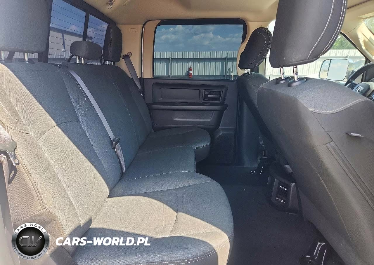 2020 Ram 2500 Tradesman VIN:3C6UR5CL4LG123835 - 10