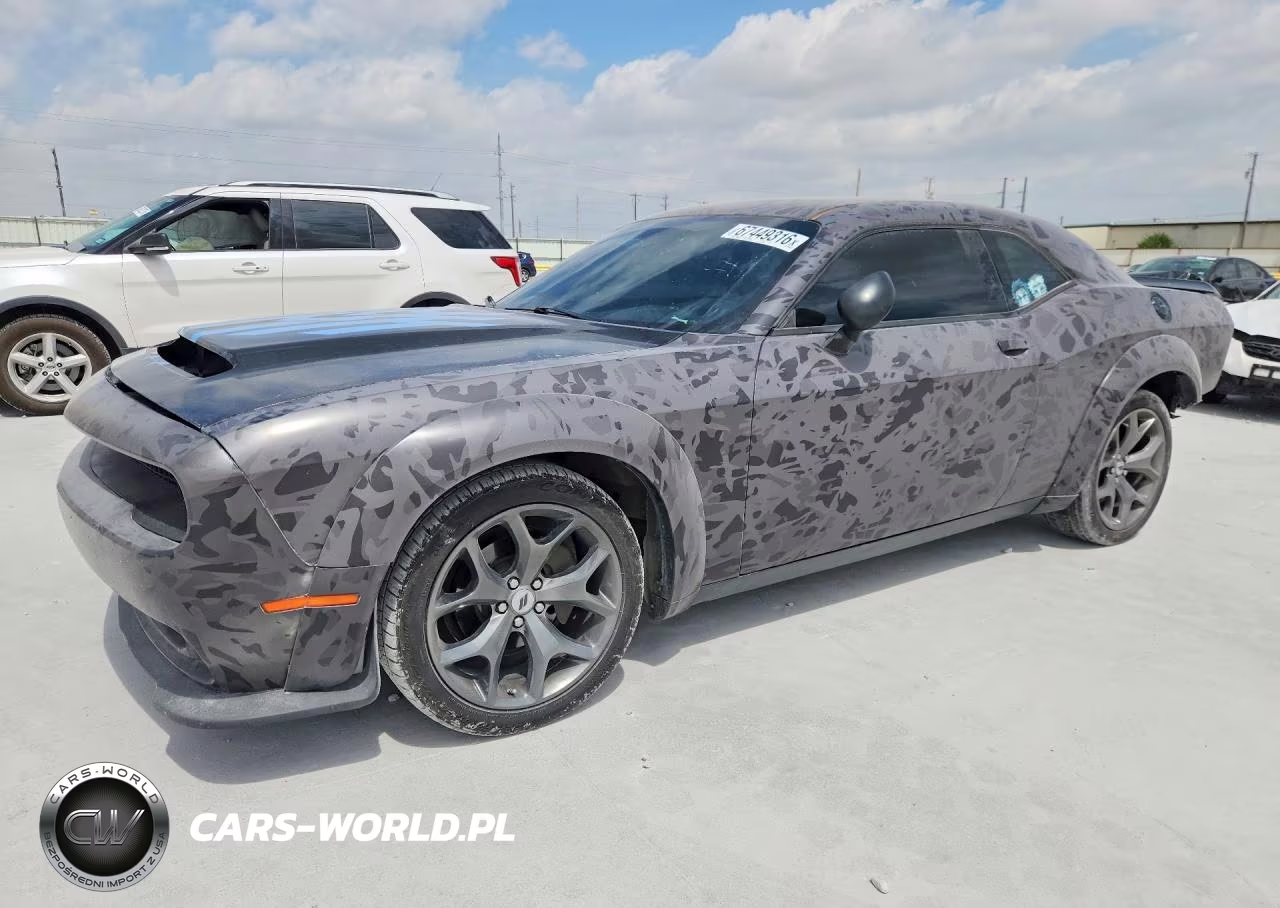 2017 Dodge Challenger Sxt VIN:2C3CDZAG6HH558870 - 1