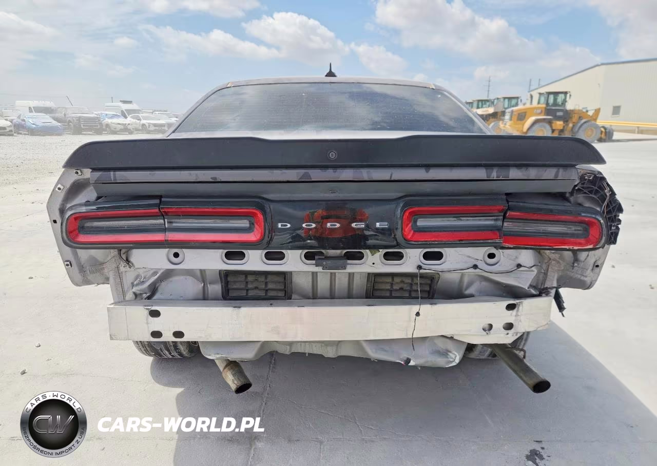2017 Dodge Challenger Sxt VIN:2C3CDZAG6HH558870 - 6