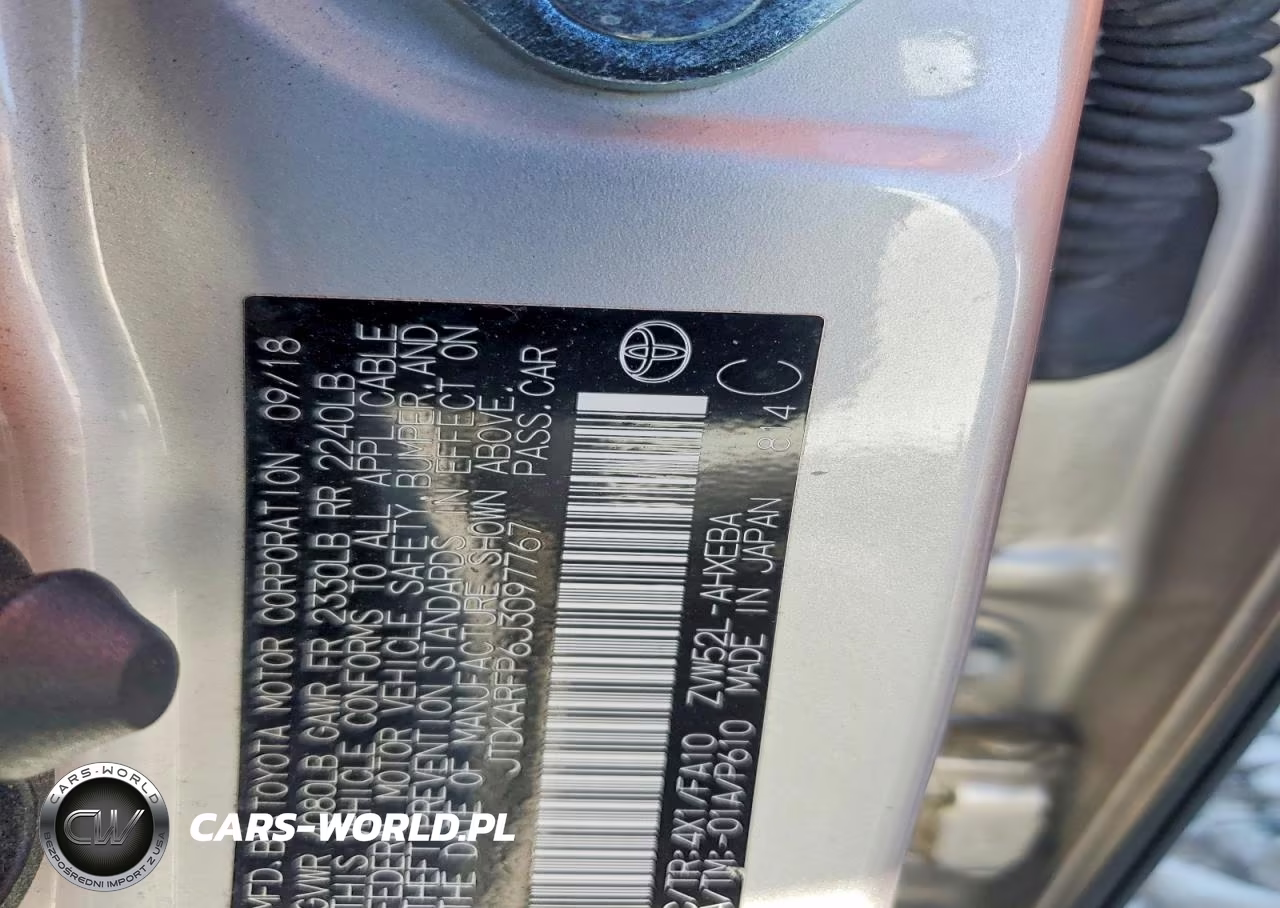 2018 Toyota Prius Prime Plus VIN:JTDKARFP6J3097767 - 12