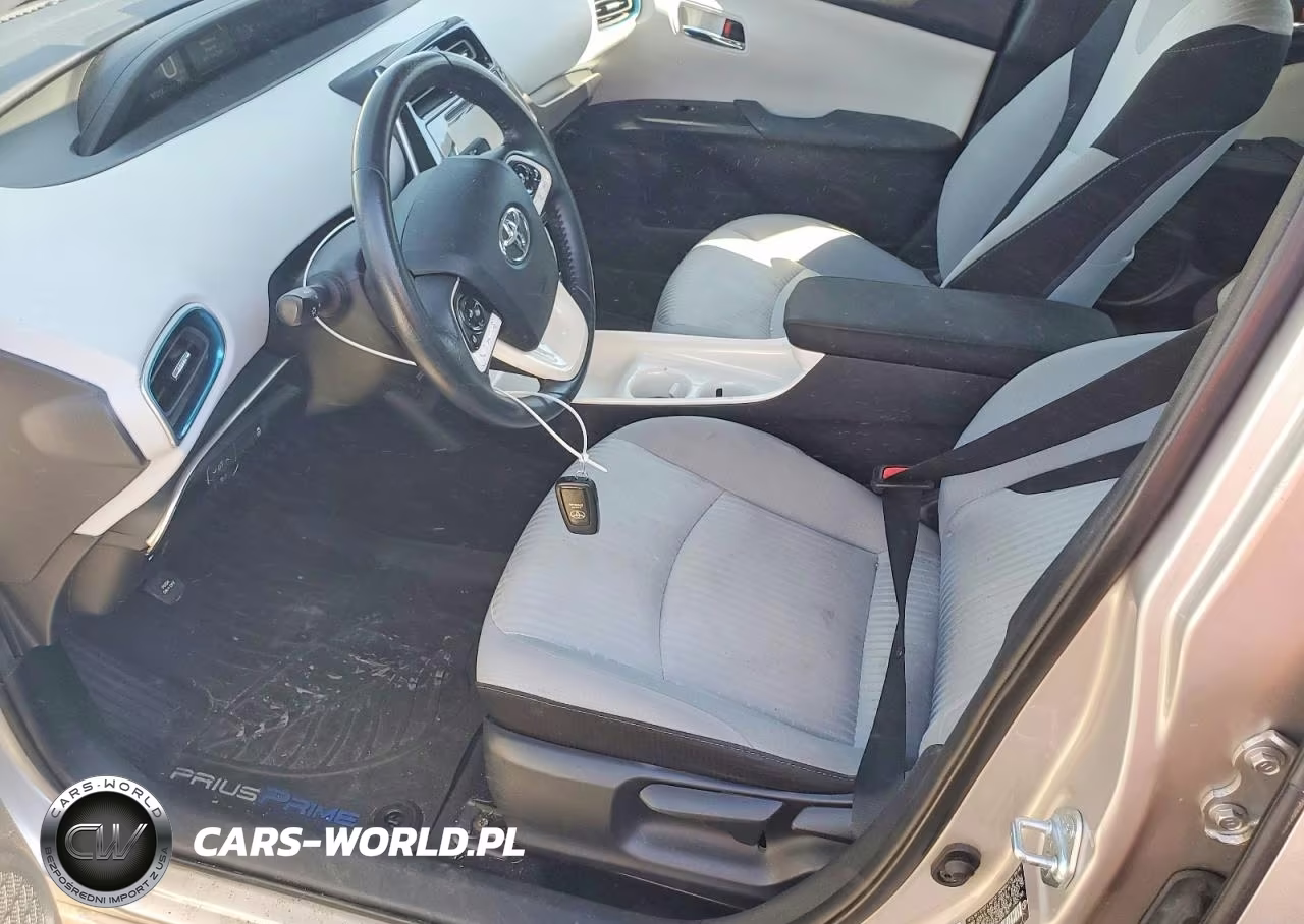2018 Toyota Prius Prime Plus VIN:JTDKARFP6J3097767 - 7