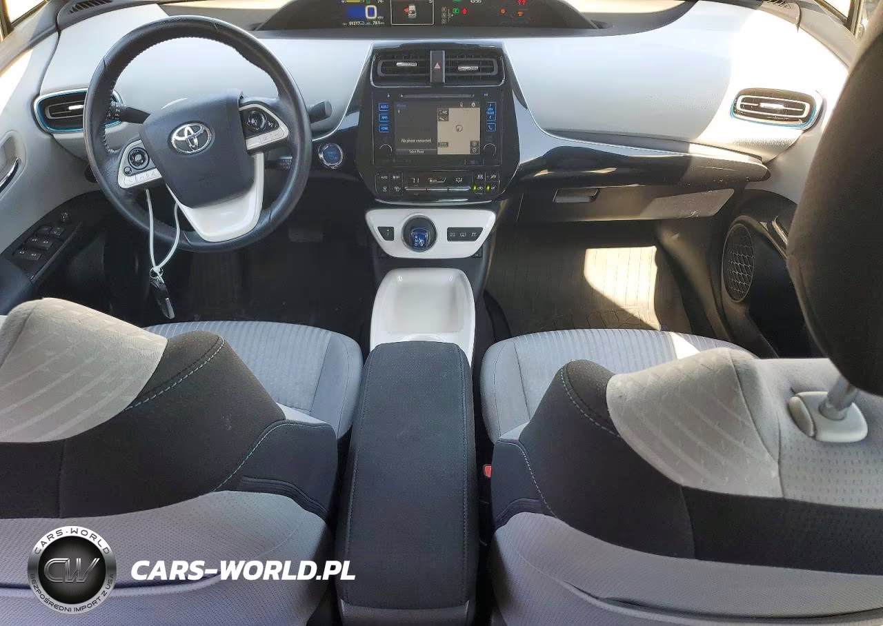 2018 Toyota Prius Prime Plus VIN:JTDKARFP6J3097767 - 8