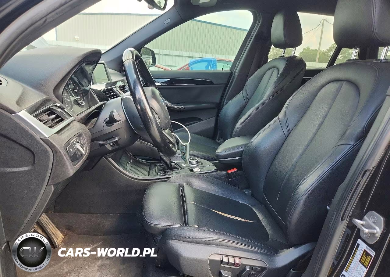 2017 BMW X1 xDrive28I VIN:WBXHT3C38H5F77199 - 7