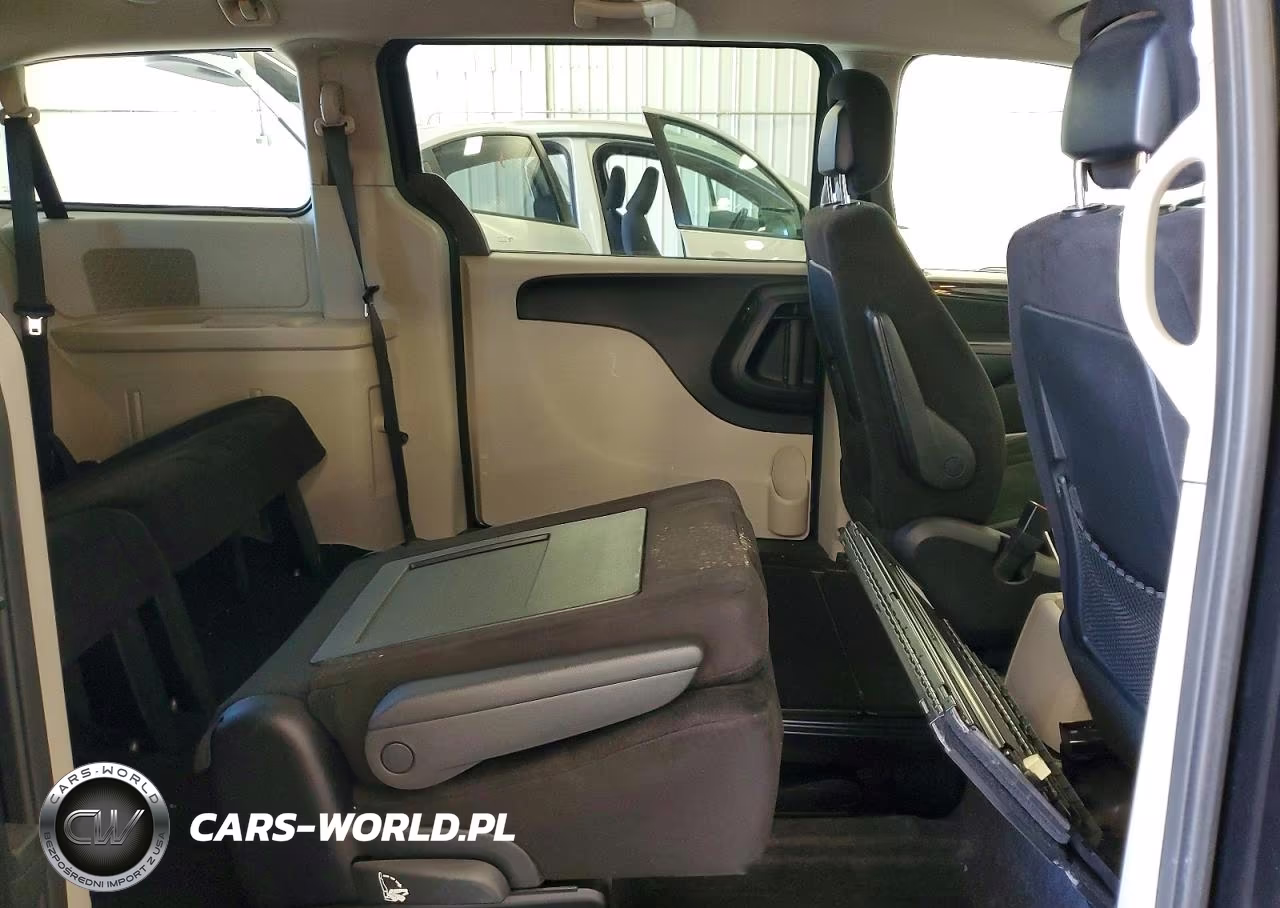 2012 Dodge Grand Caravan Sxt VIN:2C4RDGCG5CR179059 - 11