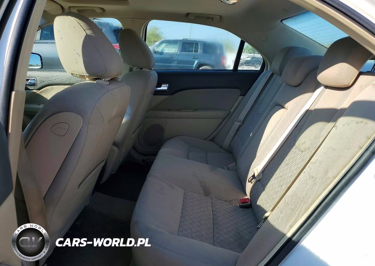 2010 Ford Fusion Se VIN:3FAHP0HA0AR202162 - 10