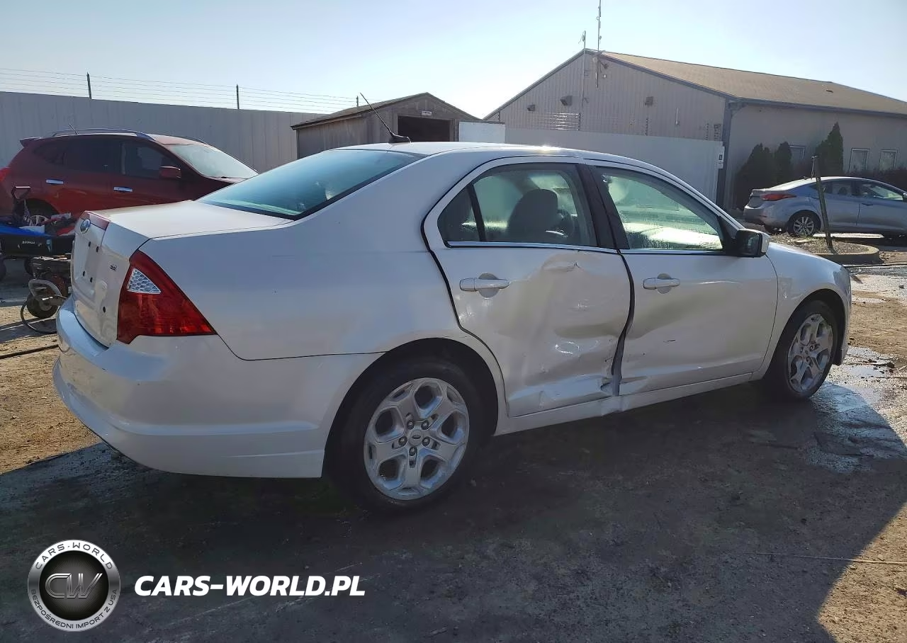 2010 Ford Fusion Se VIN:3FAHP0HA0AR202162 - 3