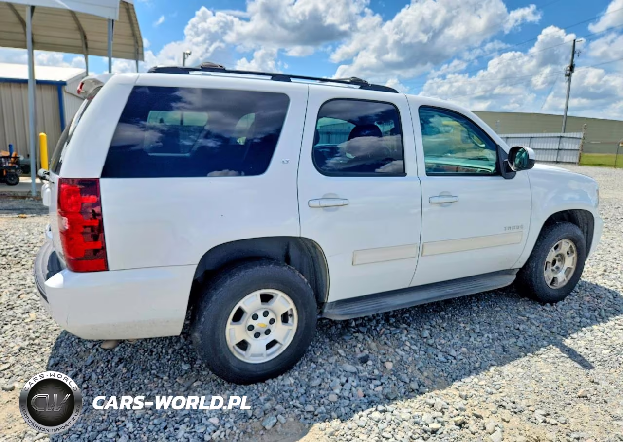 2012 Chevrolet Tahoe C1500 Lt VIN:1GNSCBE04CR327366 - 3
