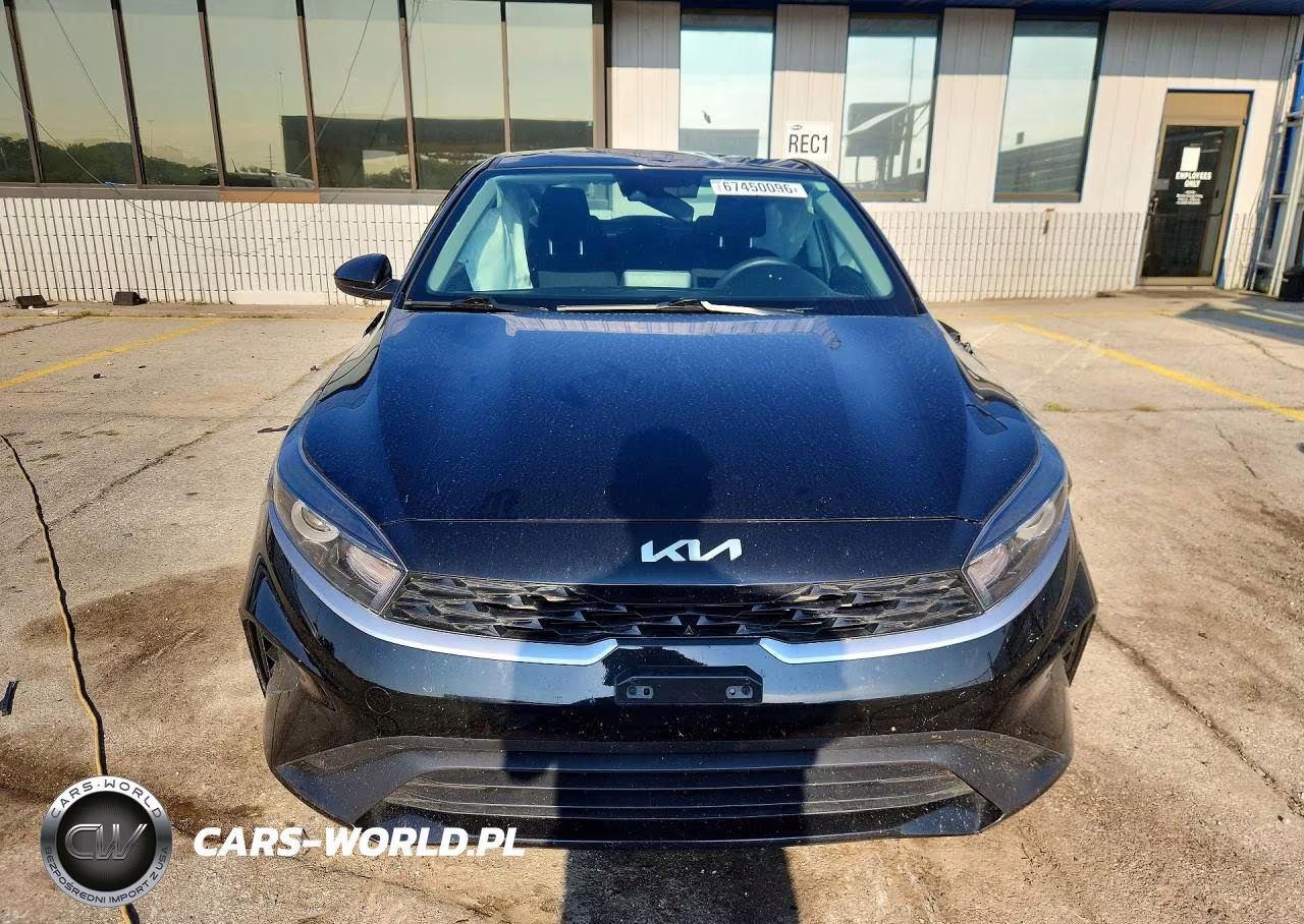 2024 Kia Forte Lxs VIN:3KPF24AD6RE812226 - 5