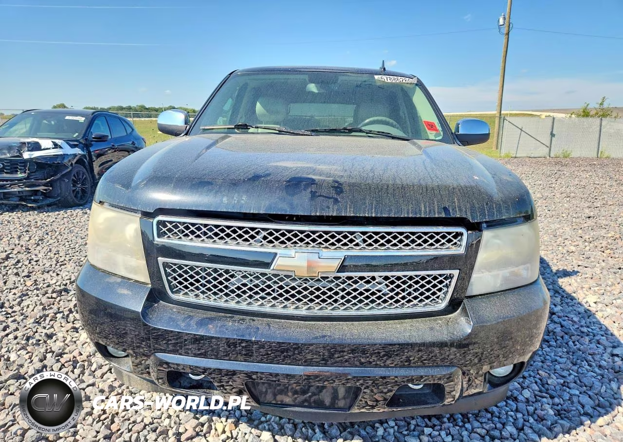 2011 Chevrolet Tahoe K1500 Ltz VIN:1GNSKCE02BR181511 - 5