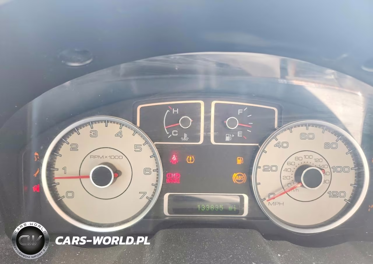 2008 Ford Taurus Limited VIN:1FAHP25W08G133101 - 9