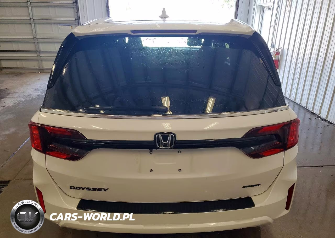 2026 Honda Odyssey Sport-L VIN:5FNRL6H73TB039044 - 6