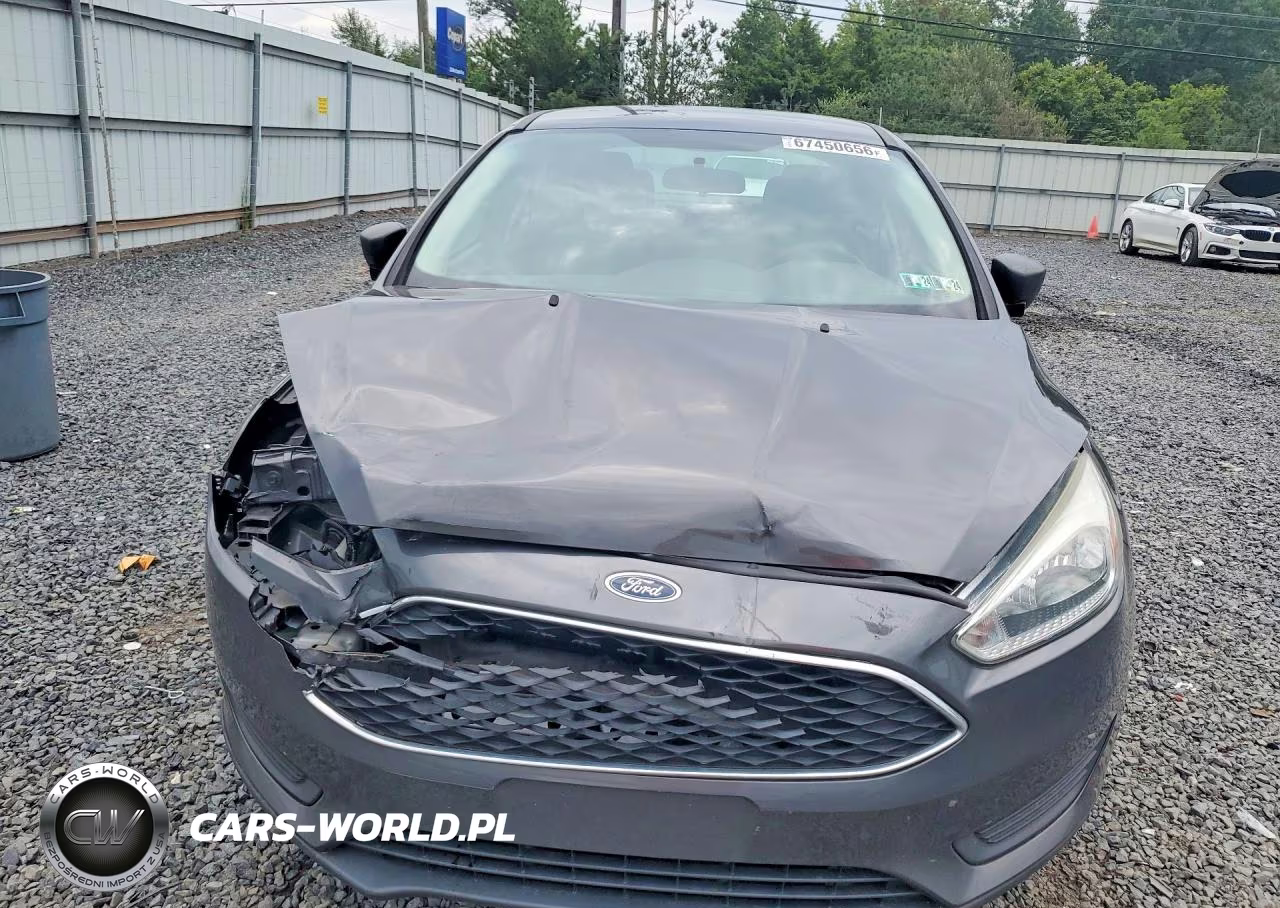 2016 Ford Focus S VIN:1FADP3E27GL331052 - 5