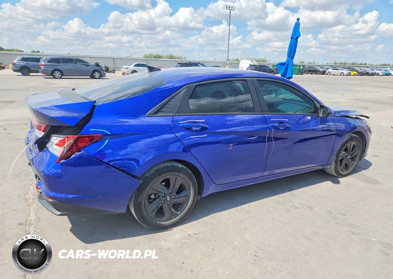 2022 Hyundai Elantra Sel VIN:KMHLS4AG5NU304060 - 3
