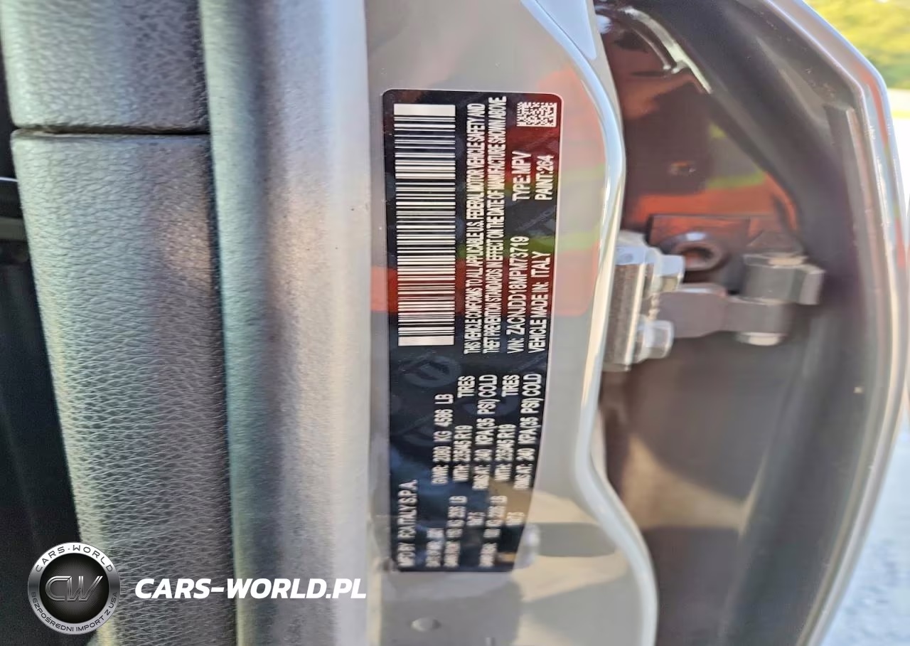 2021 Jeep Renegade Limited VIN:ZACNJDD18MPM73719 - 12