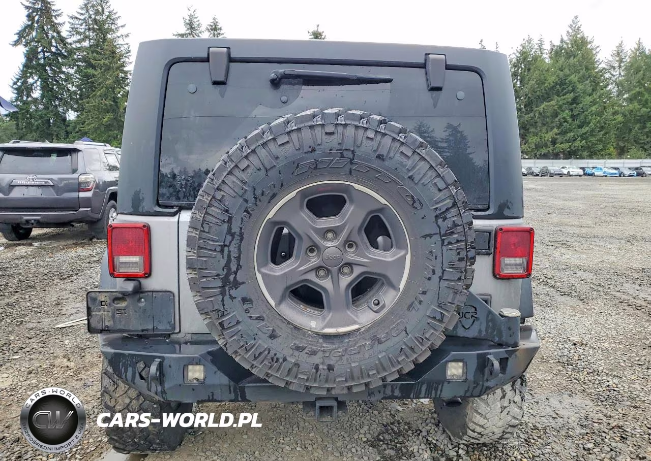 2014 Jeep Wrangler Unlimited Sport VIN:1C4BJWDG0EL318741 - 6