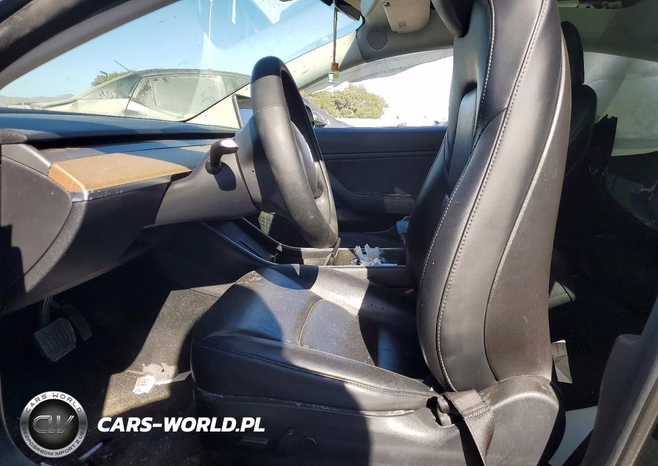 2020 Tesla Model 3 VIN:5YJ3E1EB0LF746243 - 7