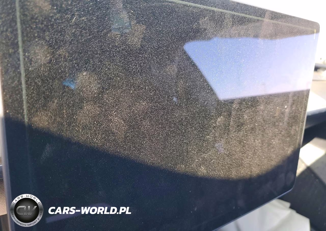 2020 Tesla Model 3 VIN:5YJ3E1EB0LF746243 - 9