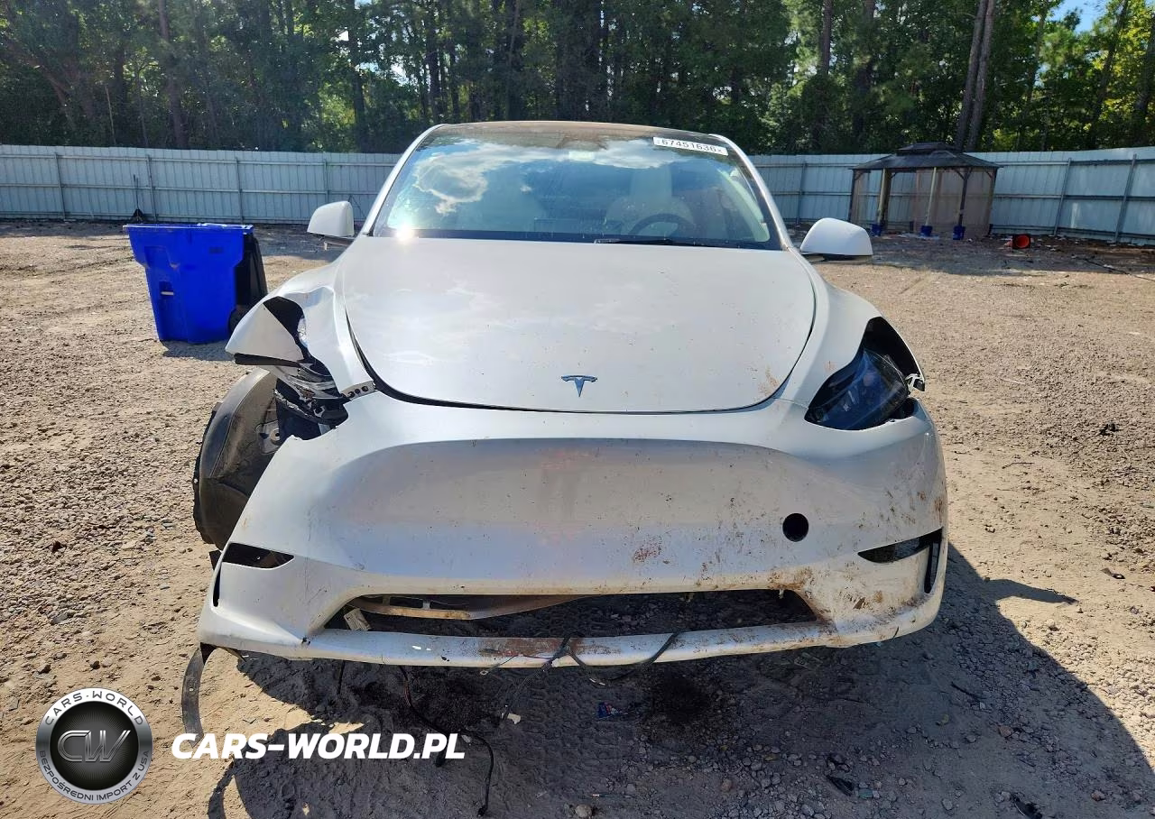 2025 Tesla Model Y VIN:7SAYGDEDXSA346286 - 5