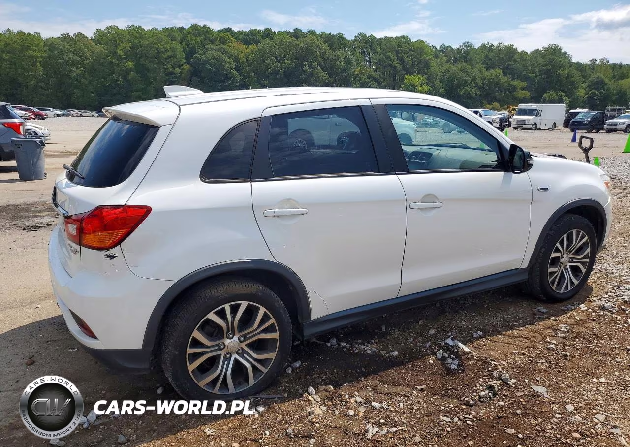 2018 Mitsubishi Outlander Sport Es VIN:JA4AP3AU8JU017460 - 3