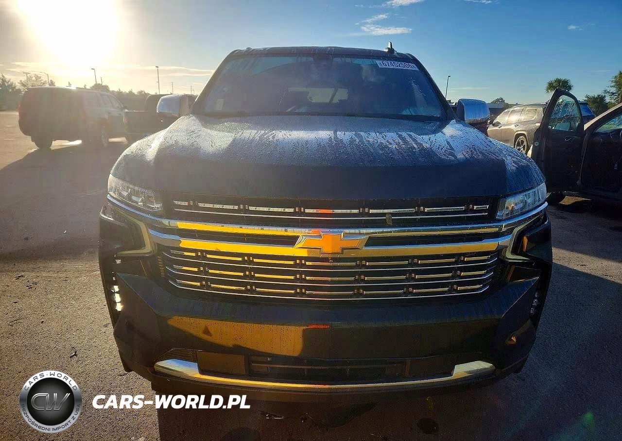 2021 Chevrolet Suburban C1500 Premier VIN:1GNSCFKD5MR319972 - 5
