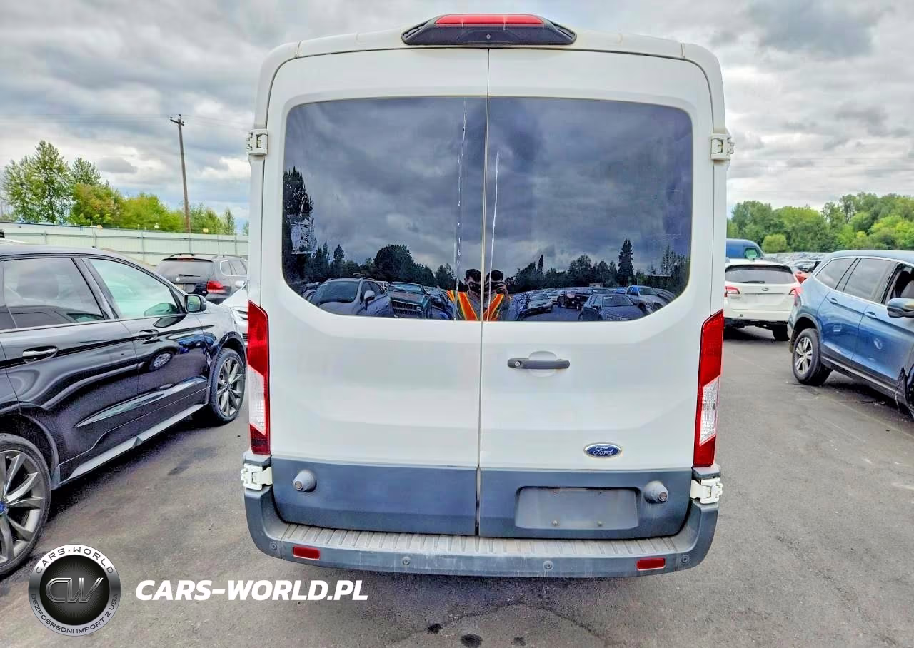 2018 Ford Transit 250 Delivery Van VIN:1FTYR2CG4JKA32369 - 6