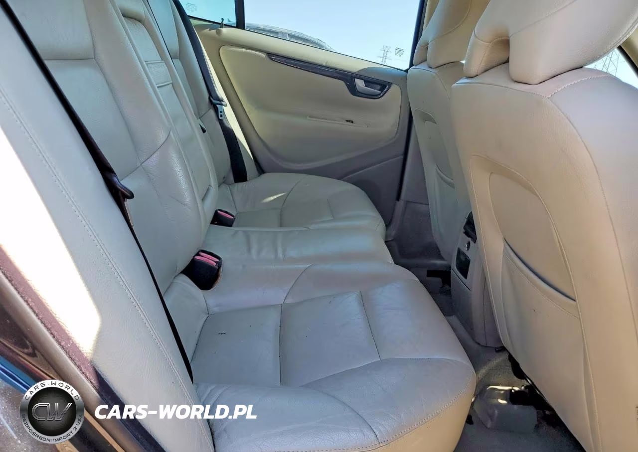 2005 Volvo S60 T5 VIN:YV1RS547052484716 - 10